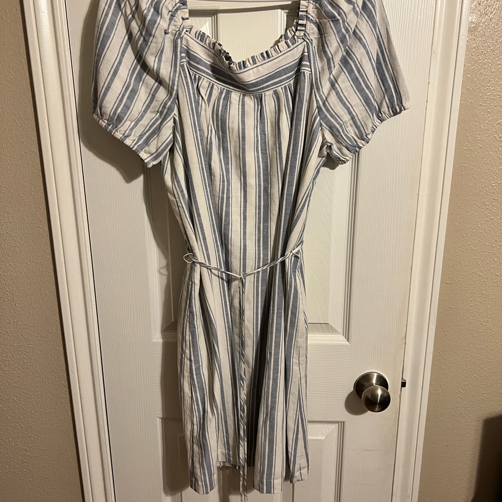 Loft tie dress